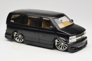 Chevrolet Astro Van Tuned Schwarz Jada 1:18 63122 Druckguss — Bild 6 von 8
