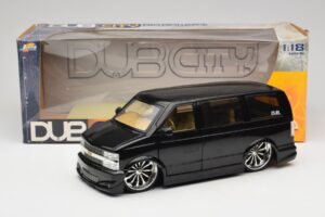 Chevrolet Astro Van Tuned Schwarz Jada 1:18 63122 Druckguss — Bild 8 von 8