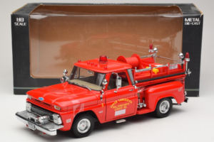 Chevrolet C-20 Fire Truck Sun Star 1:18 1383 Druckguss — Bild 6 von 6