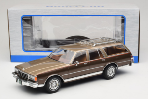 Chevrolet Caprice Estate Wagon Beige MCG 1:18 MCG18476 Druckguss — Bild 6 von 6