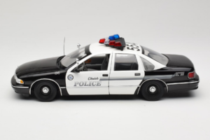 Chevrolet Caprice Glendale Polizei UT Models 1:18 21026 Druckguss — Bild 4 von 8