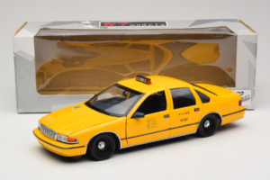 Chevrolet Caprice NYC Taxi UT Models 1:18 180142095 Druckguss — Bild 8 von 8