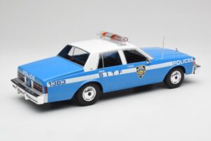 Chevrolet Caprice NYPD Polizeiauto MCG 1:18 MCG18360 Druckguss — Bild 2 von 6