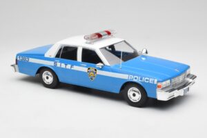 Chevrolet Caprice NYPD Polizeiauto MCG 1:18 MCG18360 Druckguss — Bild 4 von 6