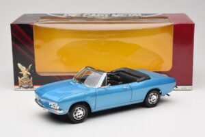 Chevrolet Corvair Monza Cabriolet Blau Road Signature 1:18 92498 Druckguss — Bild 8 von 8