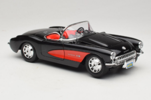 Chevrolet Corvette C1 Schwarz & Rot Bburago 1:18 3034-M1 Druckguss — Bild 6 von 8