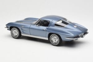 Chevrolet Corvette C2 Blaugrau Metallic AUTOart 1:18 71182 Druckguss — Bild 7 von 8