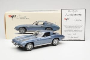 Chevrolet Corvette C2 Blaugrau Metallic AUTOart 1:18 71182 Druckguss — Bild 8 von 8
