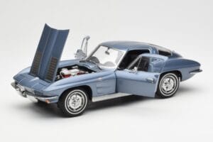 Chevrolet Corvette C2 Blaugrau Metallic AUTOart 1:18 71182 Druckguss — Bild 2 von 8