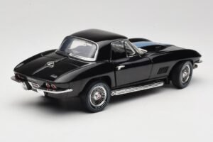 Chevrolet Corvette C2 Schwarz American Muscle 1:18 AMM1099/06 Druckguss — Bild 3 von 8