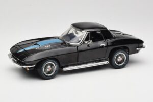 Chevrolet Corvette C2 Schwarz American Muscle 1:18 AMM1099/06 Druckguss