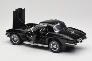 Chevrolet Corvette C2 Schwarz American Muscle 1:18 AMM1099/06 Druckguss — Bild 5 von 8