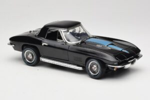 Chevrolet Corvette C2 Schwarz American Muscle 1:18 AMM1099/06 Druckguss — Bild 6 von 8