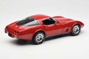 Chevrolet Corvette C3 Rot UT Models 1:18 21073 Druckguss — Bild 3 von 8