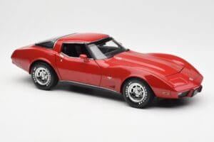 Chevrolet Corvette C3 Rot UT Models 1:18 21073 Druckguss — Bild 6 von 8