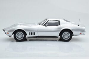 Chevrolet Corvette C3 Silber Norev 1:18 189032 Druckguss — Bild 3 von 6