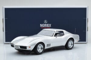 Chevrolet Corvette C3 Silber Norev 1:18 189032 Druckguss — Bild 6 von 6