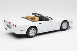 Chevrolet Corvette C4 Cabriolet Weiß Maisto 1:18 32830 Druckguss — Bild 3 von 8