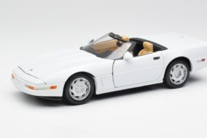 Chevrolet Corvette C4 Cabriolet Weiß Maisto 1:18 32830 Druckguss