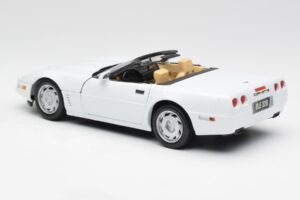 Chevrolet Corvette C4 Cabriolet Weiß Maisto 1:18 32830 Druckguss — Bild 7 von 8