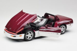Chevrolet Corvette C4 Indy 500 Pace Car Maisto 1:18 56011 Druckguss — Bild 2 von 8