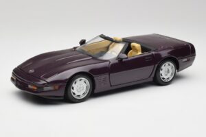Chevrolet Corvette C4 LT4 Cabriolet Lila Metallic Maisto 1:18 50277 Druckguss