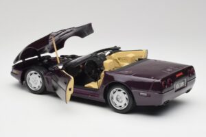 Chevrolet Corvette C4 LT4 Cabriolet Lila Metallic Maisto 1:18 50277 Druckguss — Bild 5 von 8