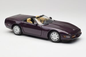 Chevrolet Corvette C4 LT4 Cabriolet Lila Metallic Maisto 1:18 50277 Druckguss — Bild 6 von 8