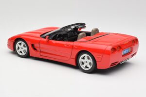 Chevrolet Corvette C5 Cabriolet Rot Bburago 1:18 3076 Druckguss — Bild 7 von 8