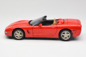 Chevrolet Corvette C5 Cabriolet Rot UT Models 1:18 21006 Druckguss — Bild 4 von 8