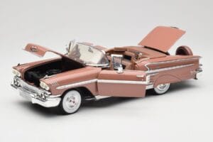 Chevrolet Impala Cabriolet Braun Motormax 1:18 73112 Druckguss — Bild 2 von 8