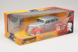 Chevrolet Master Deluxe Dark Silver Metallic Red Jada 1:24 253745012 Druckguss — Bild 2 von 3