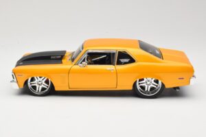Chevrolet Nova SS Gold Maisto 1:18 31083 Druckguss — Bild 4 von 8