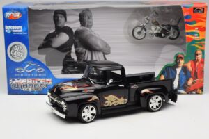 Chevrolet Old School Cody Project Truck & Chopper Set Joyride 1:18 33911 Druckguss — Bild 8 von 8