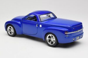 Chevrolet SSR Concept Blau Maisto 1:18 531612 Druckguss — Bild 7 von 8