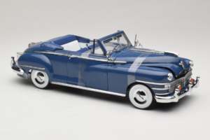 Chrysler New Yorker Blau Signature Models 1:18 CT-68629 Druckguss — Bild 4 von 6