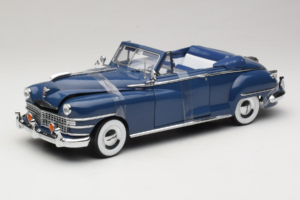 Chrysler New Yorker Blau Signature Models 1:18 CT-68629 Druckguss
