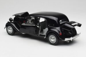 Citroen 15CV 6 Cyl Schwarz Maisto 1:18 31821 Druckguss — Bild 5 von 8