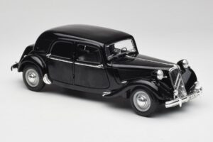 Citroen 15CV 6 Cyl Schwarz Maisto 1:18 31821 Druckguss — Bild 6 von 8