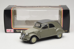 Citroen 2CV Grün Maisto 1:18 50289 Druckguss — Bild 8 von 8