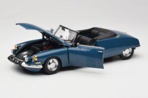 Citroen DS 19 Cabriolet Rot Sun Star 1:18 4742 Druckguss — Bild 2 von 8