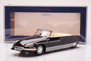 Citroen DS 21 Palm Beach Schwarz Norev 1:18 181746 Druckguss — Bild 6 von 6