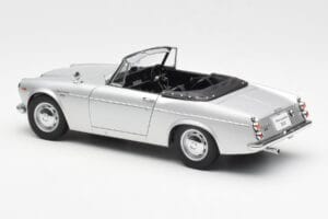 Datsun Fairlady 2000 SR311 Roadster Silber AUTOart 1:18 77432 Druckguss — Bild 7 von 8