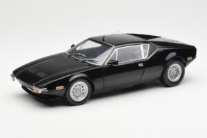 De Tomaso Pantera Schwarz Kyosho 1:18 08851BK Druckguss