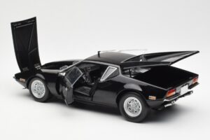De Tomaso Pantera Schwarz Kyosho 1:18 08851BK Druckguss — Bild 5 von 8