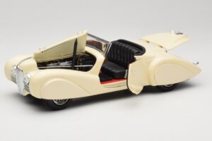 Delahaye Cabriolet Creme Guiloy 1:18 68580 Druckguss — Bild 2 von 8