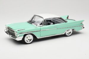 DeSoto Adventurer Grün American Mint 1:18 92738 Druckguss