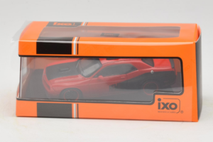 Dodge Challenger SRT8 Rot IXO 1:43 CLC597N Druckguss — Bild 4 von 4