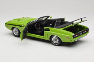 Dodge Challenger Cabriolet Grün Greenlight 1:18 12803-06G Druckguss — Bild 5 von 8