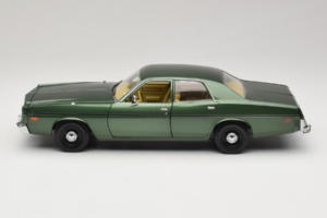 Dodge Monaco Grün Hunter GreenLight 1:18 19045 Druckguss — Bild 4 von 8